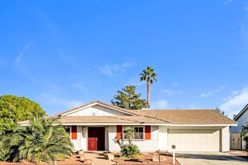 3212 LARK CIR LAS VEGAS, NV 89121